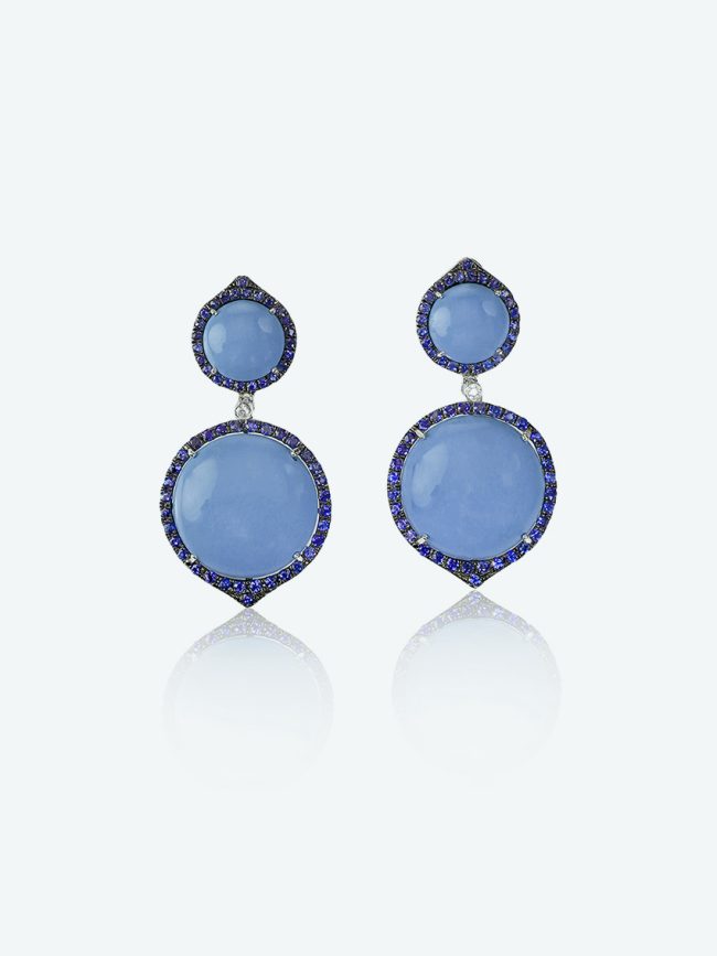 Blue opal sapphire